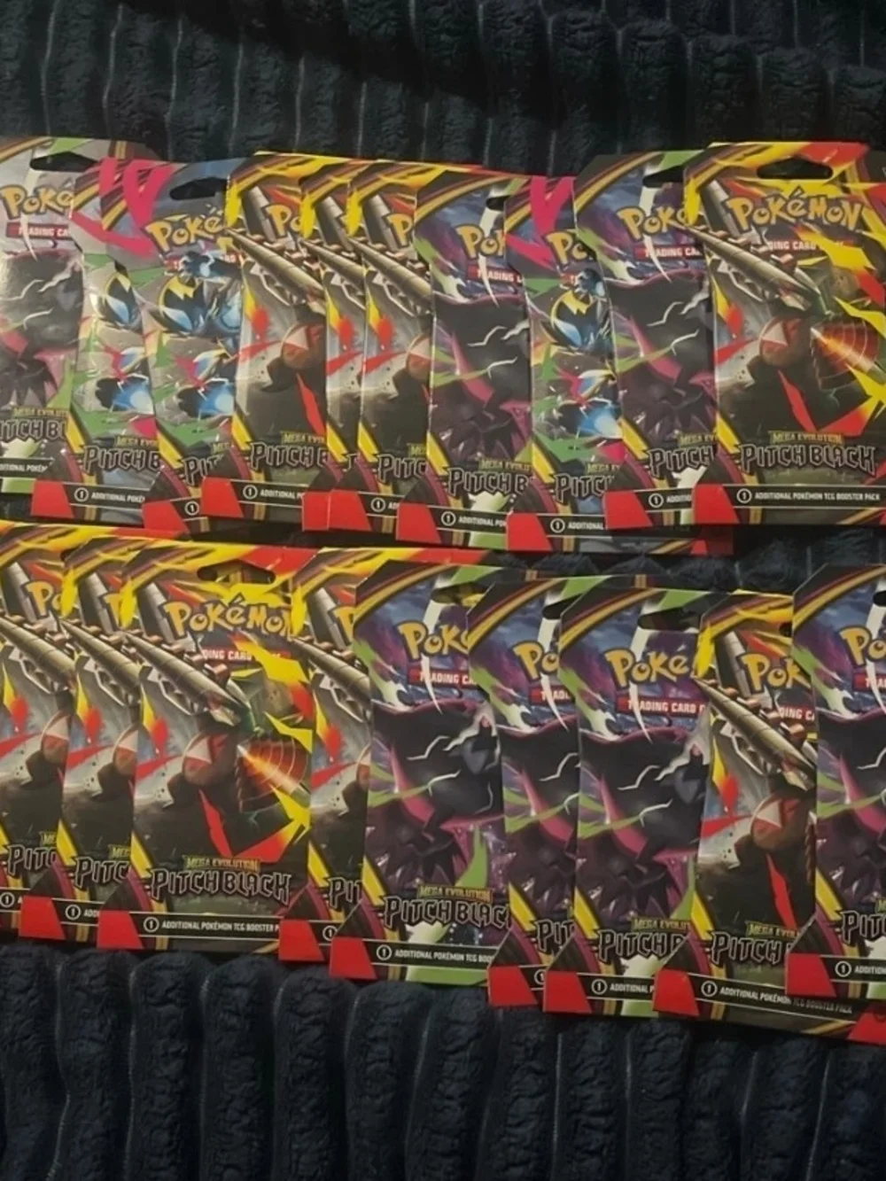20 Pokemona TCG Mega Evolutions-Pitch Black Sleeved Booster Packs